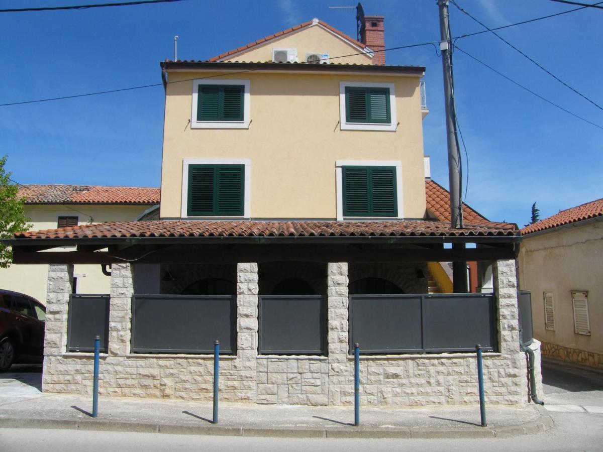Apartman Mamut *